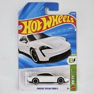 Mattel Hot Wheels White Porsche Taycan Turbo S